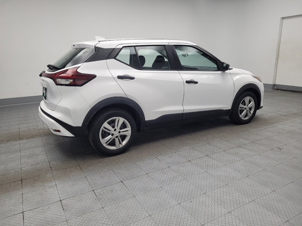 Used 2023 Nissan Kicks S FWD image 10