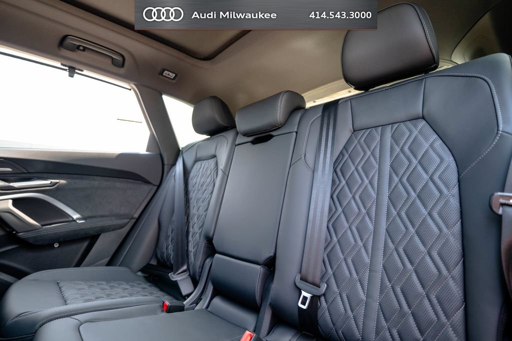 New 2026 Audi SQ5 Premium Plus AWD/4WD image 40