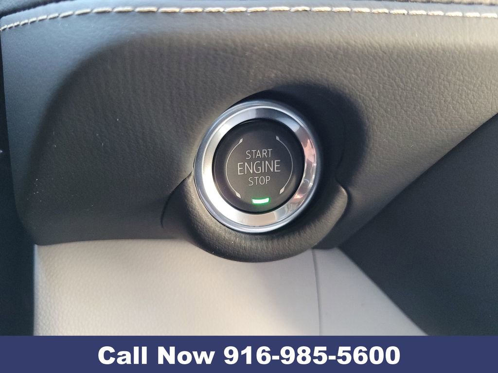 New 2026 Chevrolet Suburban Premier image 21