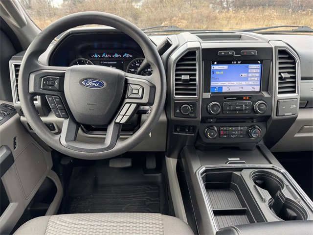 Used 2017 Ford F250 XLT w/ XLT Premium Package image 2