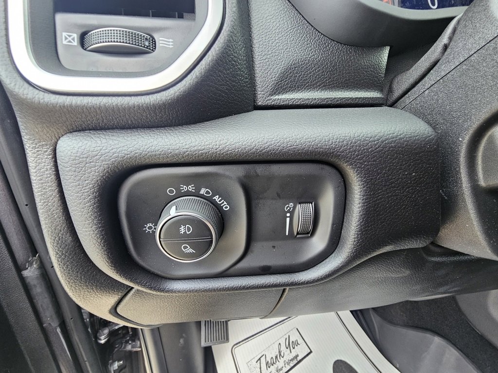 New 2025 RAM 3500 Big Horn image 27