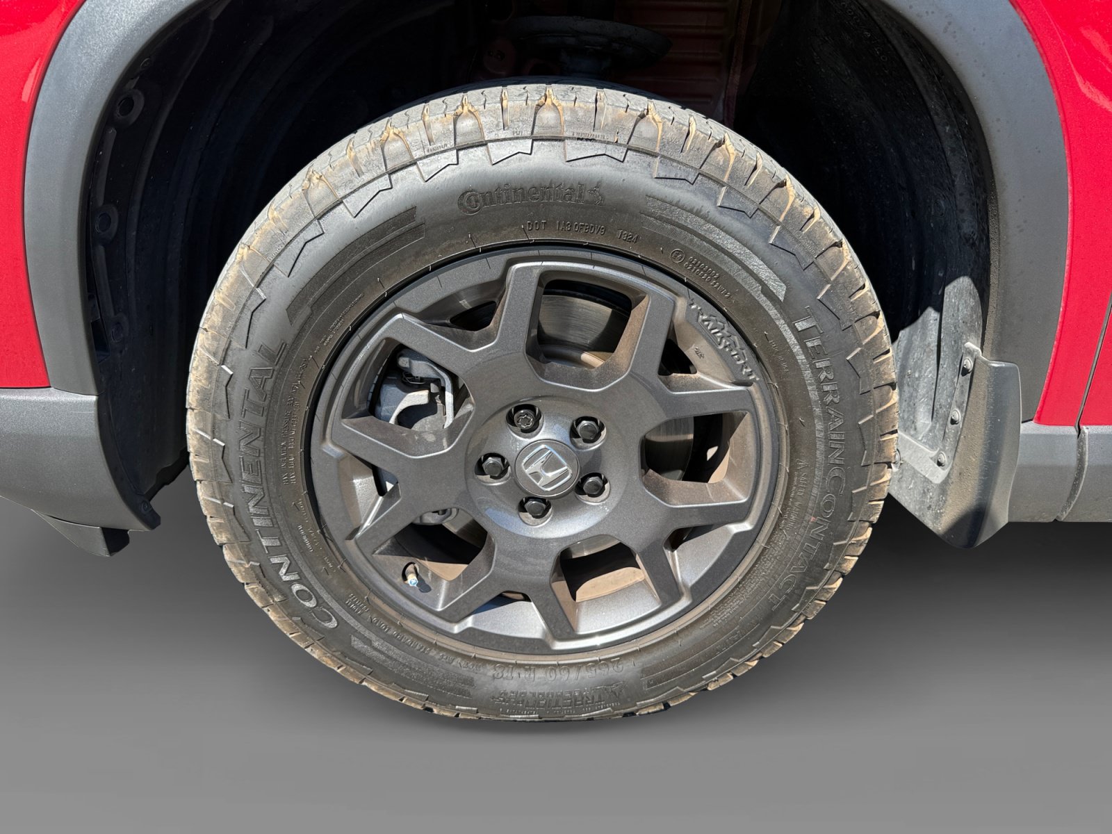 Used 2025 Honda Pilot TrailSport image 9
