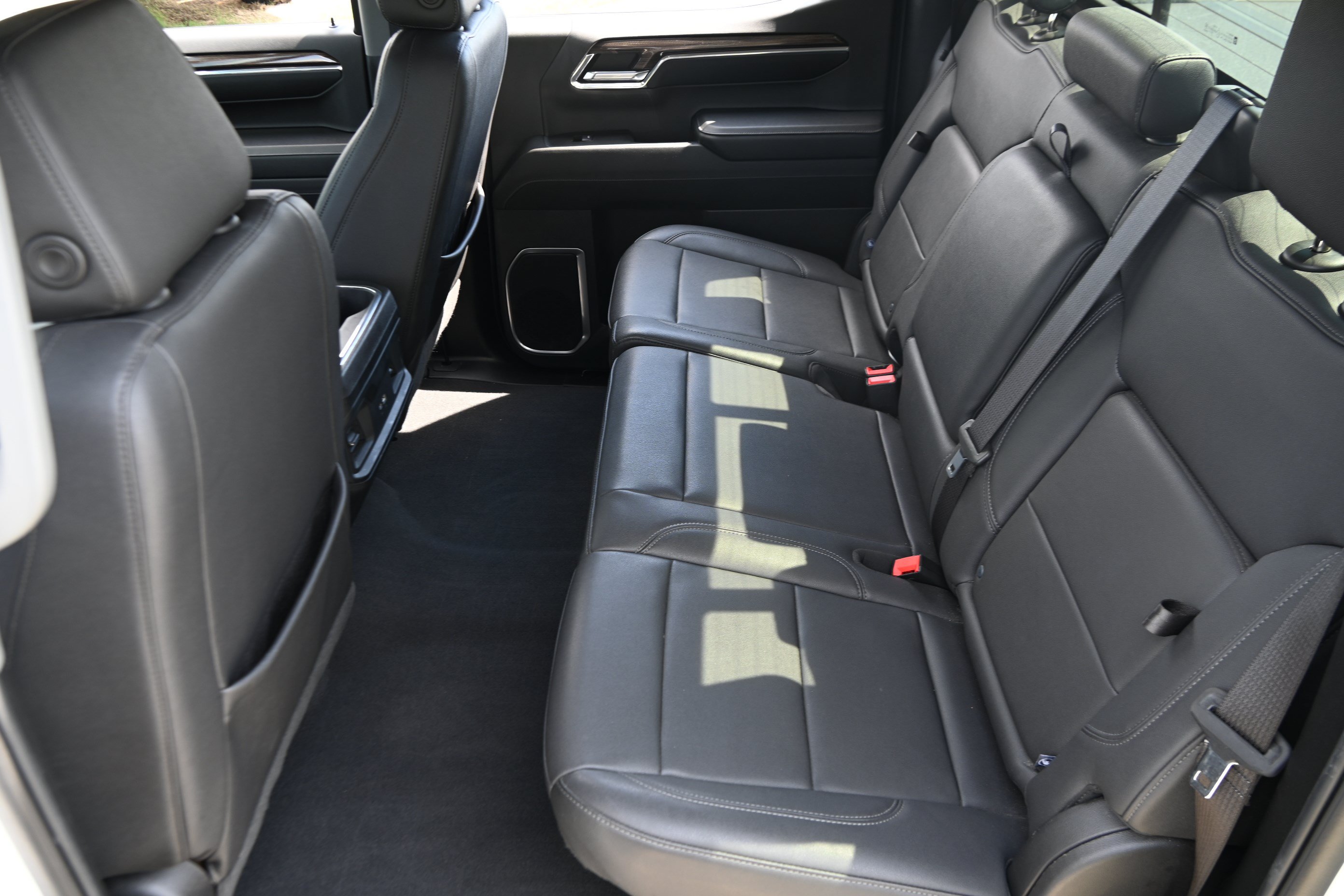 Used 2024 Chevrolet Silverado 1500 RST w/ Rally Edition AWD/4WD image 13