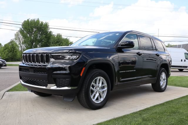 New 2026 Jeep Grand Cherokee L Laredo w/ Trailer Tow Package AWD/4WD image 6
