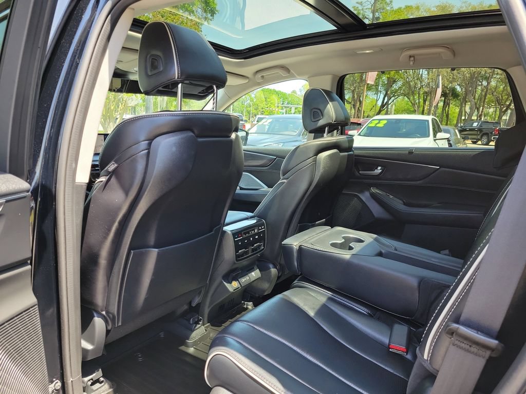 Used 2023 Acura MDX SH-AWD w/ Advance Package image 13