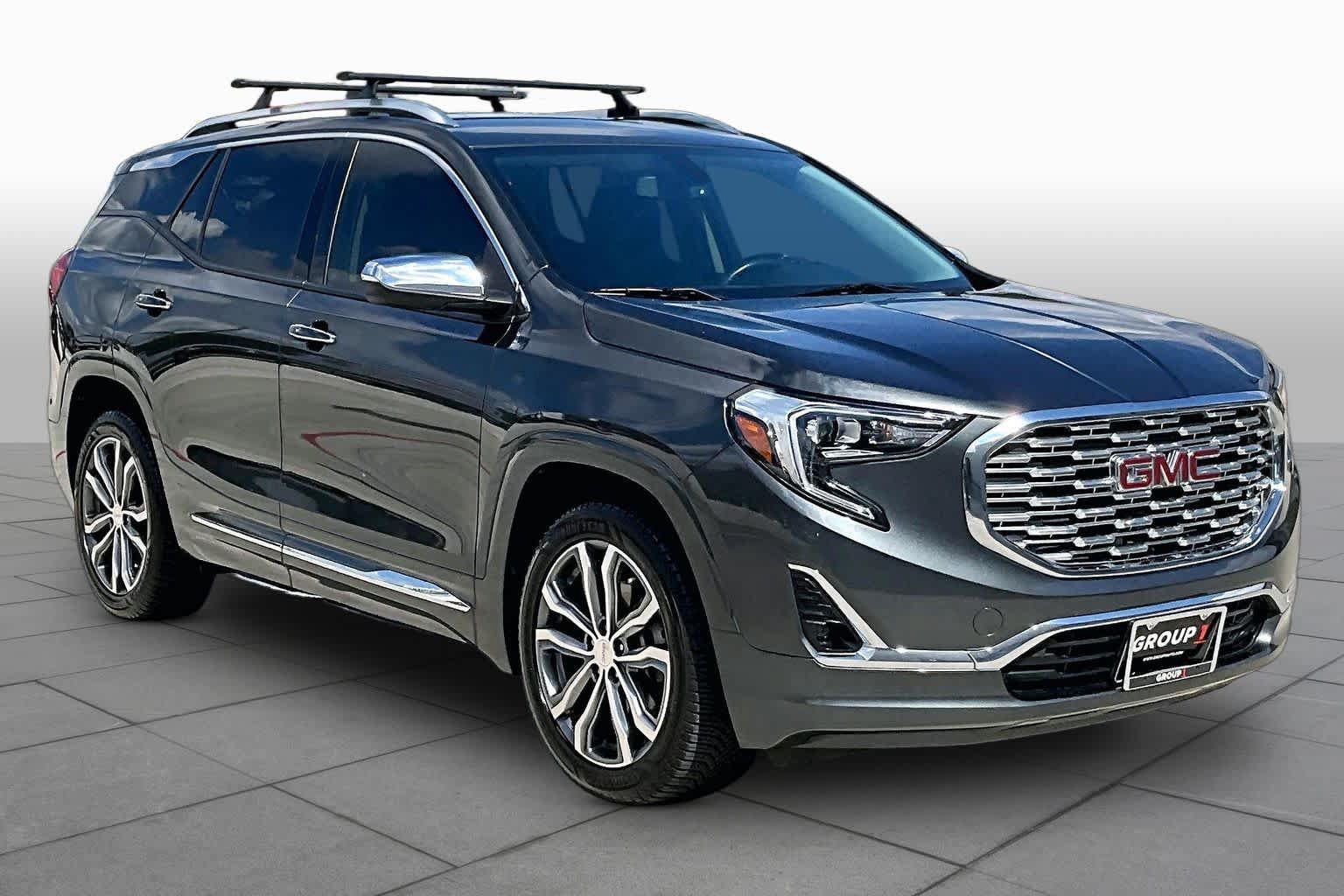 Used 2019 GMC Terrain Denali FWD image 3