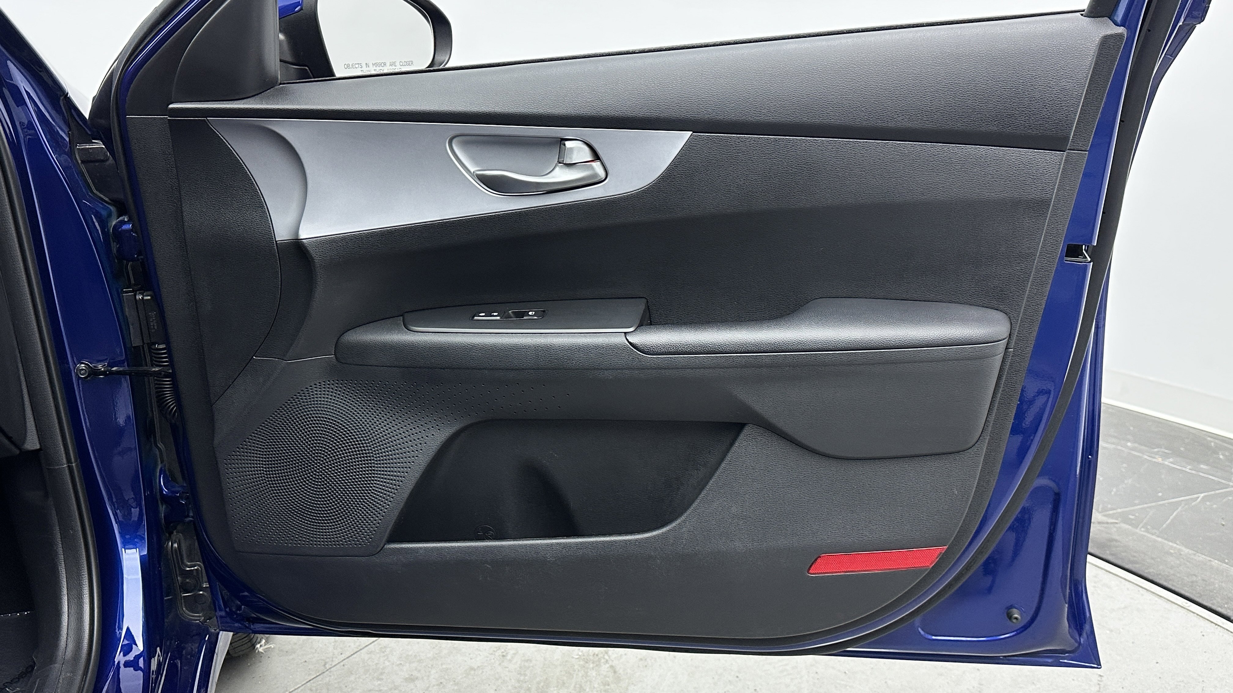 Used 2022 Kia Forte LXS image 30