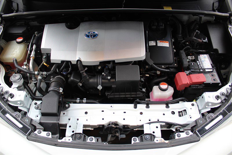 Used 2016 Toyota Prius Three image 29