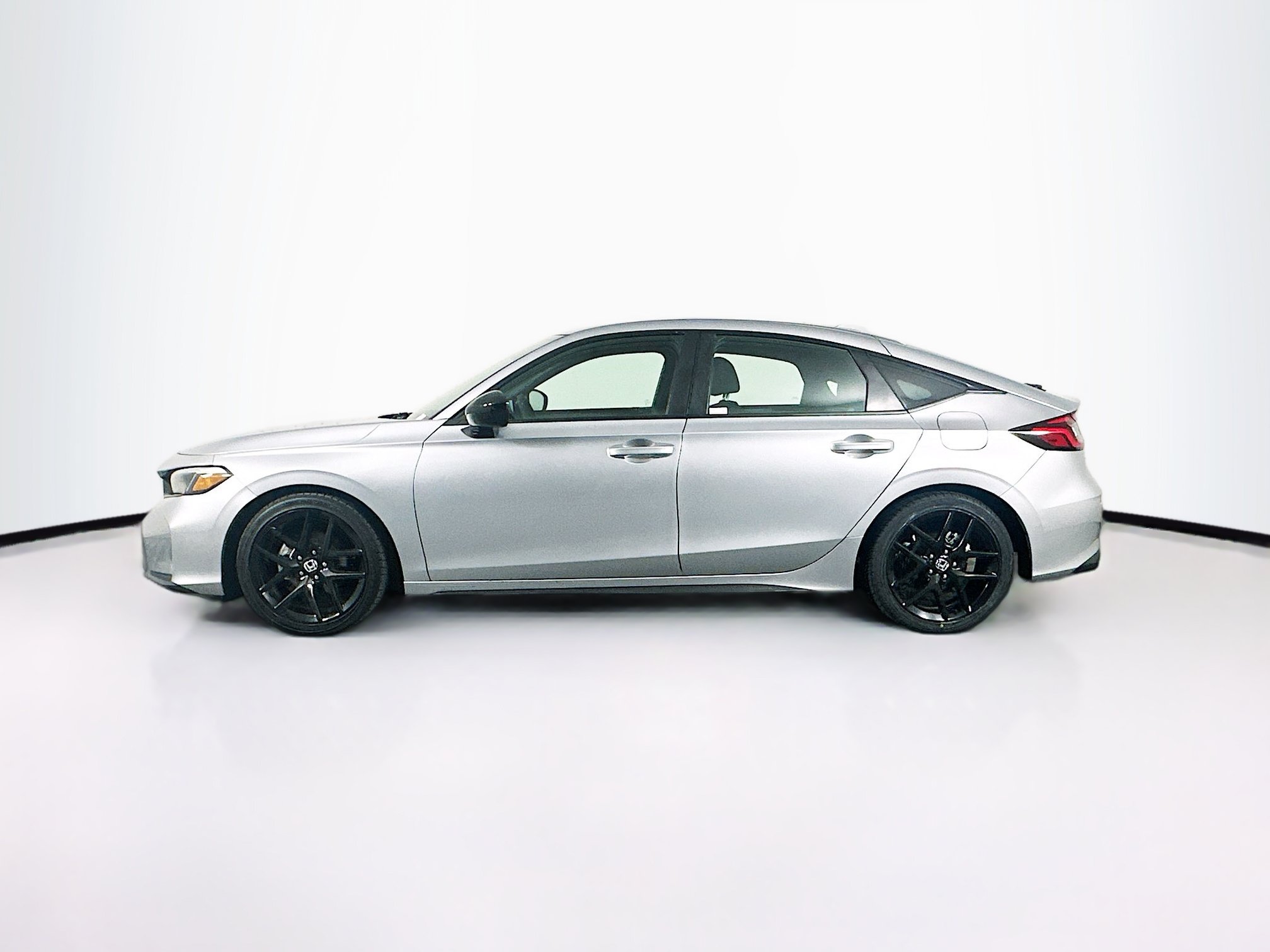 Used 2025 Honda Civic Sport image 4