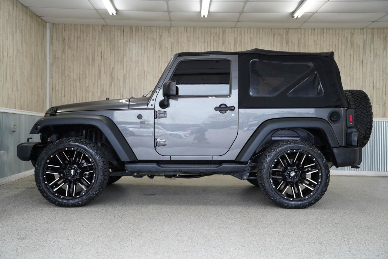 Used 2017 Jeep Wrangler Sport w/ Quick Order Package 24S AWD/4WD image 5