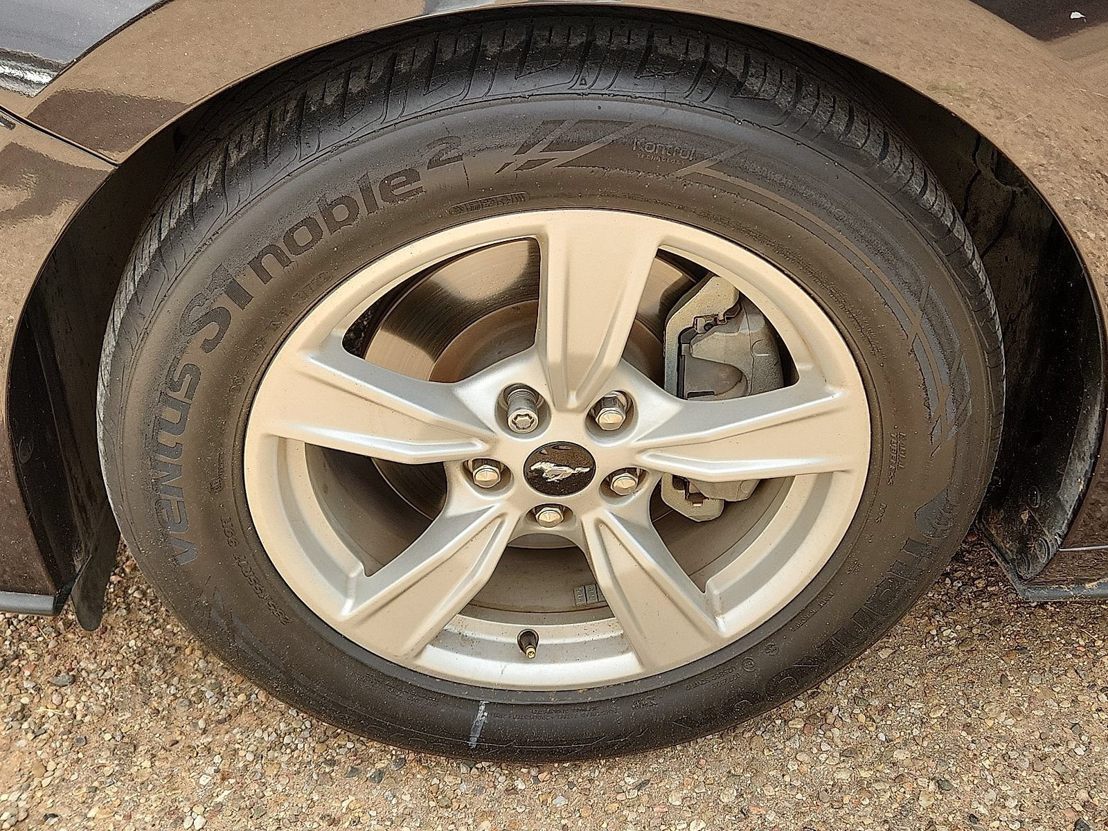 Used 2022 Ford Mustang Coupe RWD image 7