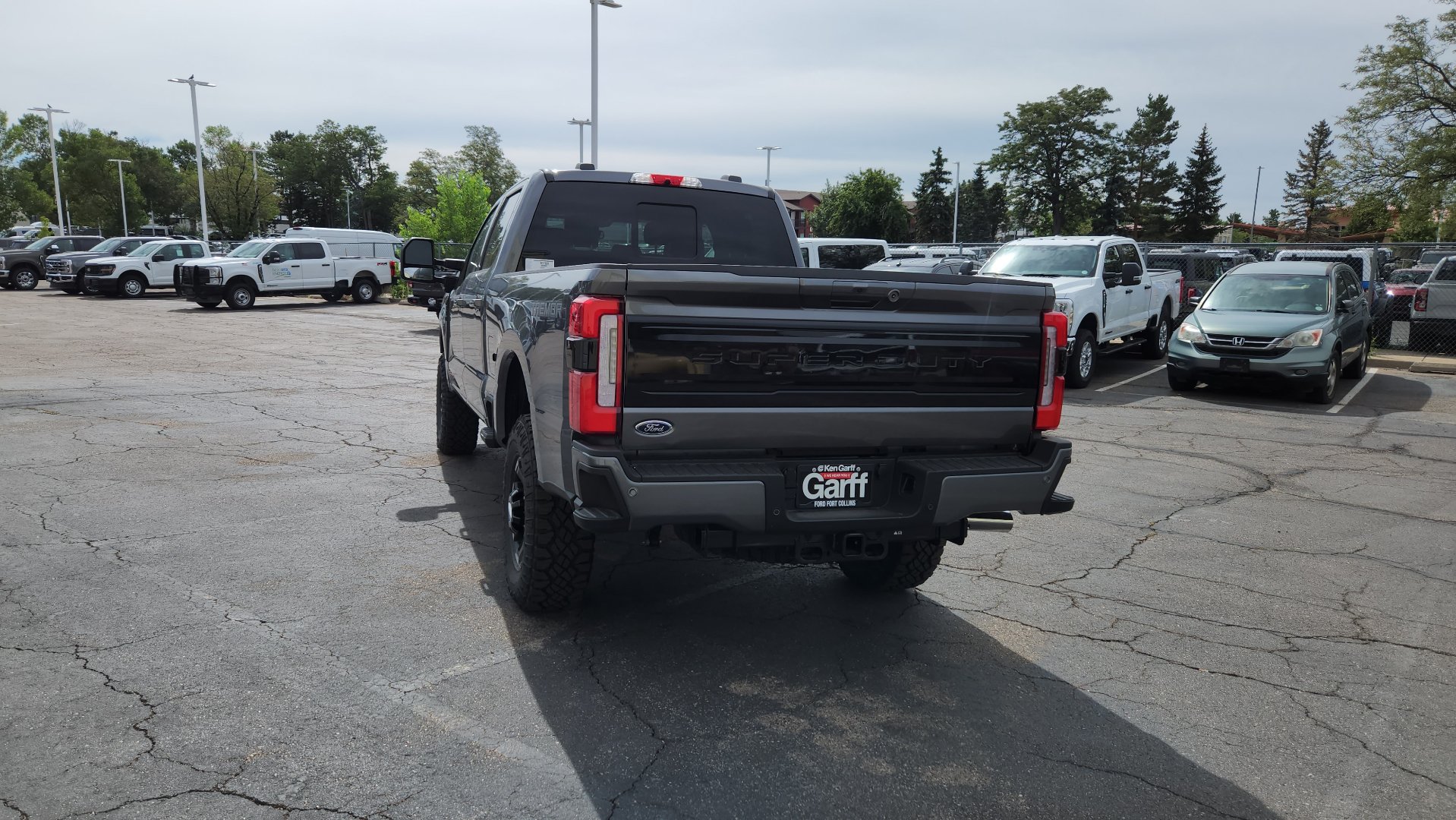 New 2026 Ford F350 Platinum w/ Tremor Off-Road Package AWD/4WD image 5