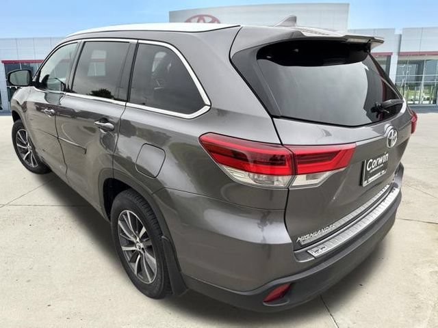 Used 2017 Toyota Highlander XLE w/ Protection Package #3 AWD/4WD image 40