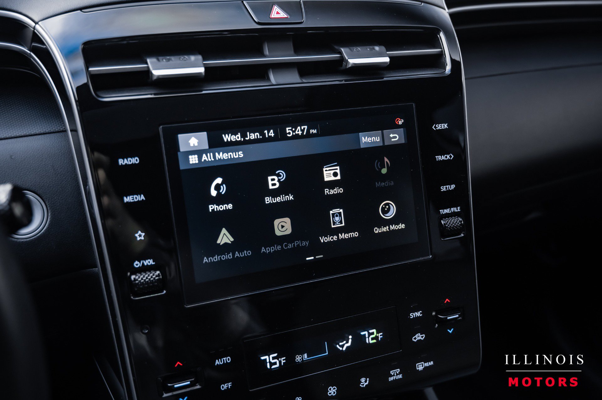 Used 2022 Hyundai Santa Cruz SEL Premium image 24