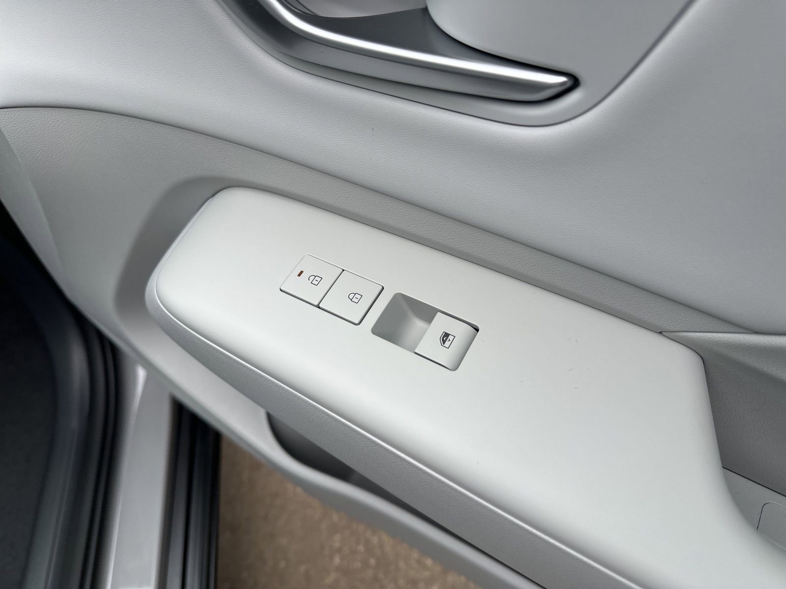 New 2026 Hyundai Kona SEL Premium AWD/4WD image 34