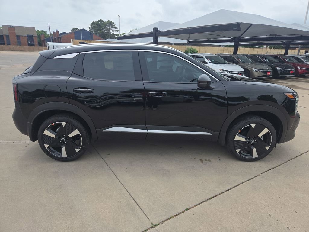 New 2026 Nissan Kicks SR FWD image 6