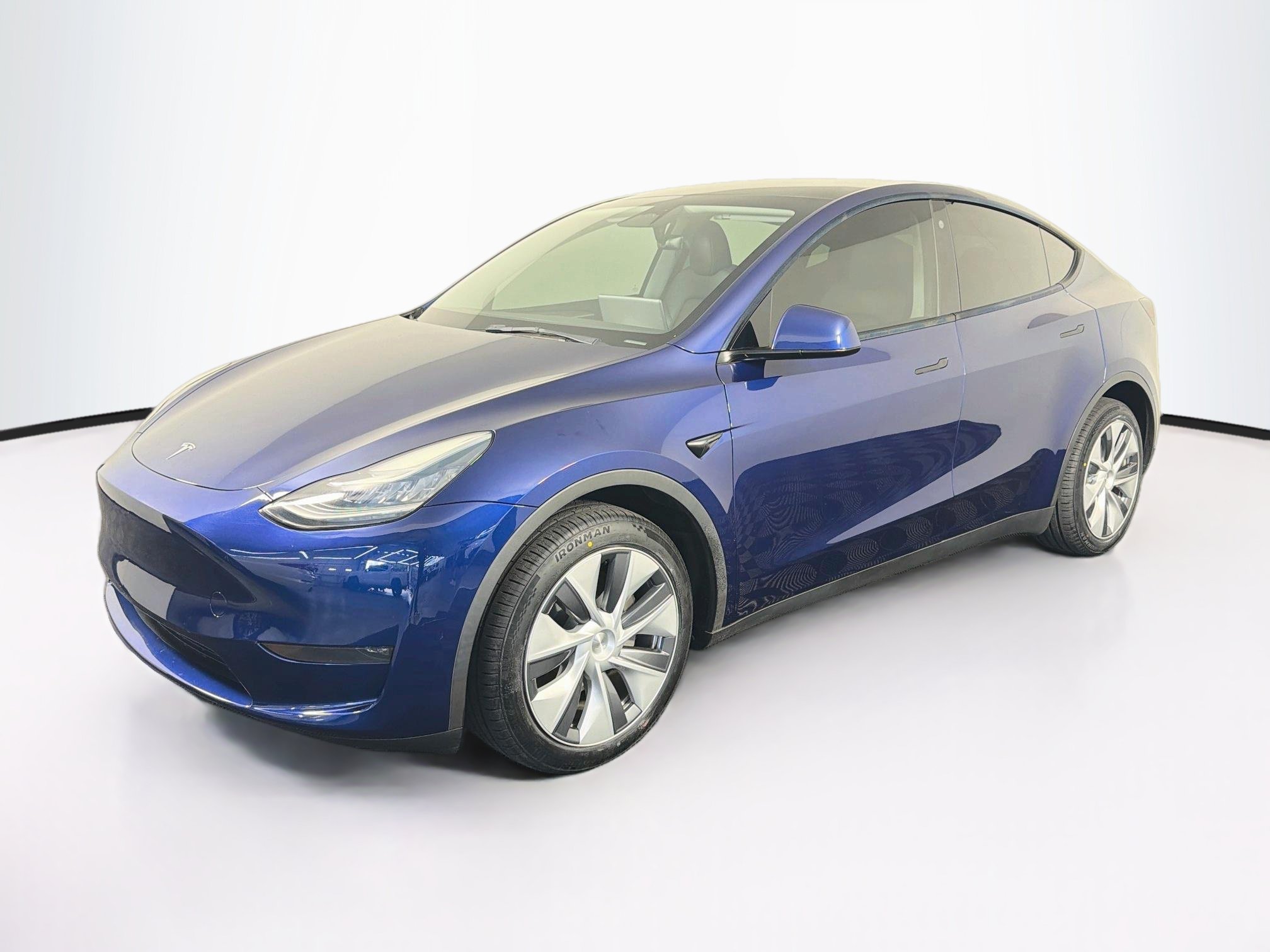 Used 2023 Tesla Model Y Long Range AWD/4WD image 3