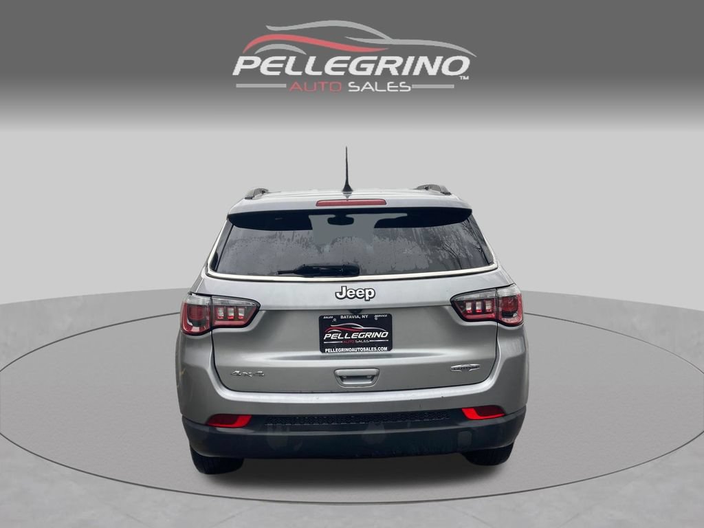 Used 2019 Jeep Compass Latitude AWD/4WD image 6