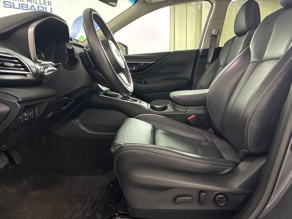 Used 2022 Subaru Outback Limited image 16