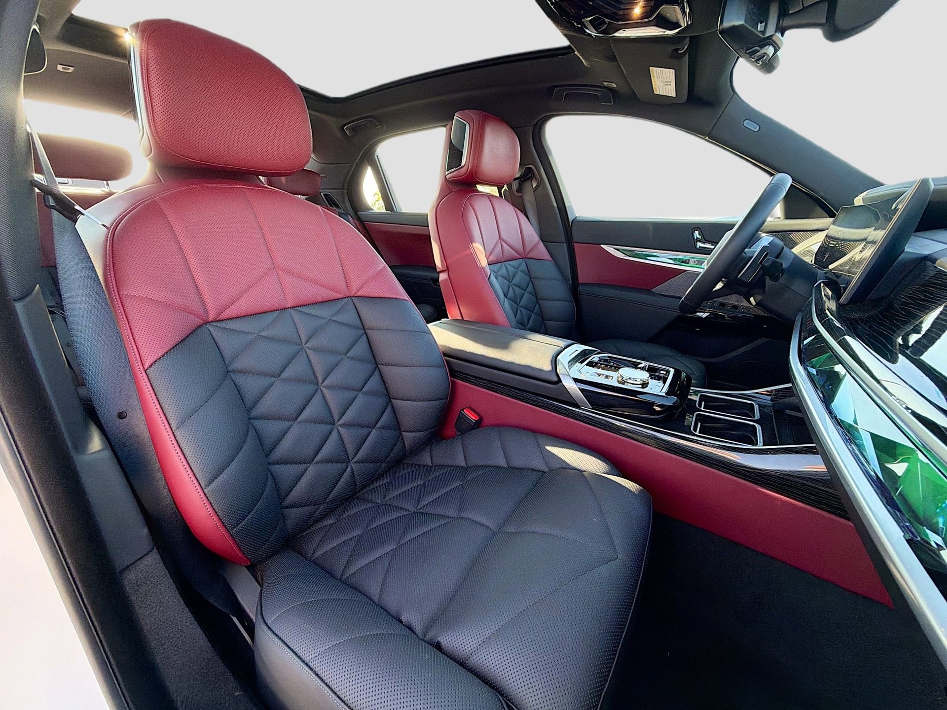 Certified 2025 BMW 740i xDrive image 16