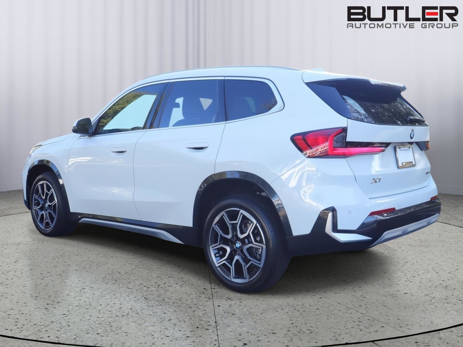 Used 2026 BMW X1 xDrive28i w/ Technology Package image 5