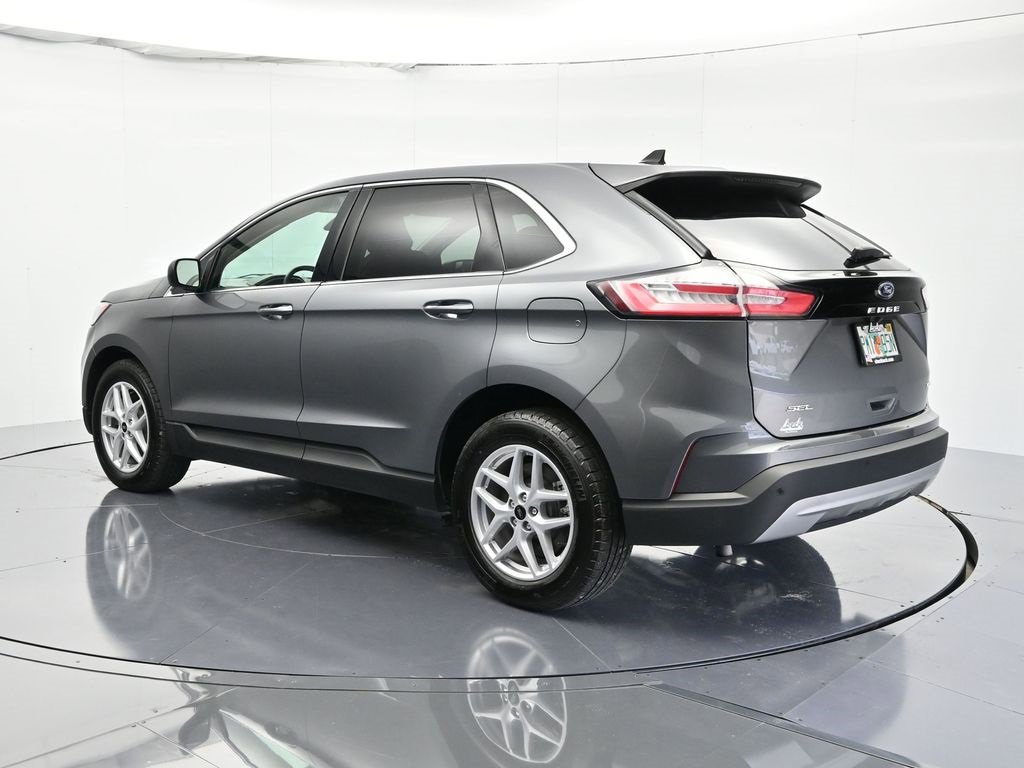 Used 2024 Ford Edge SEL image 8