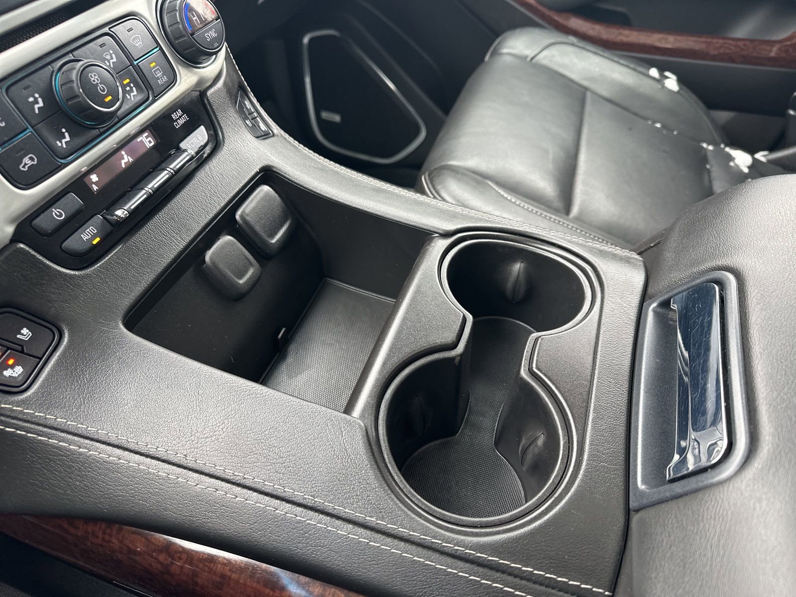 Used 2017 GMC Yukon SLT w/ Open Road Package image 70