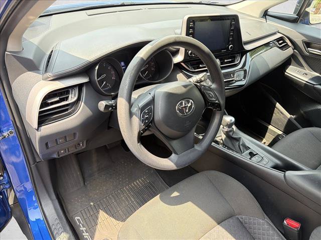 Used 2020 Toyota C-HR LE FWD image 13