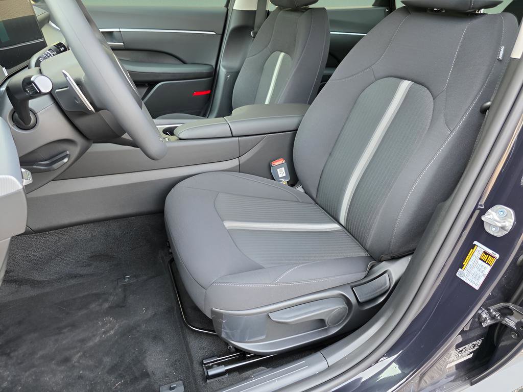New 2026 Hyundai Sonata Blue FWD image 13