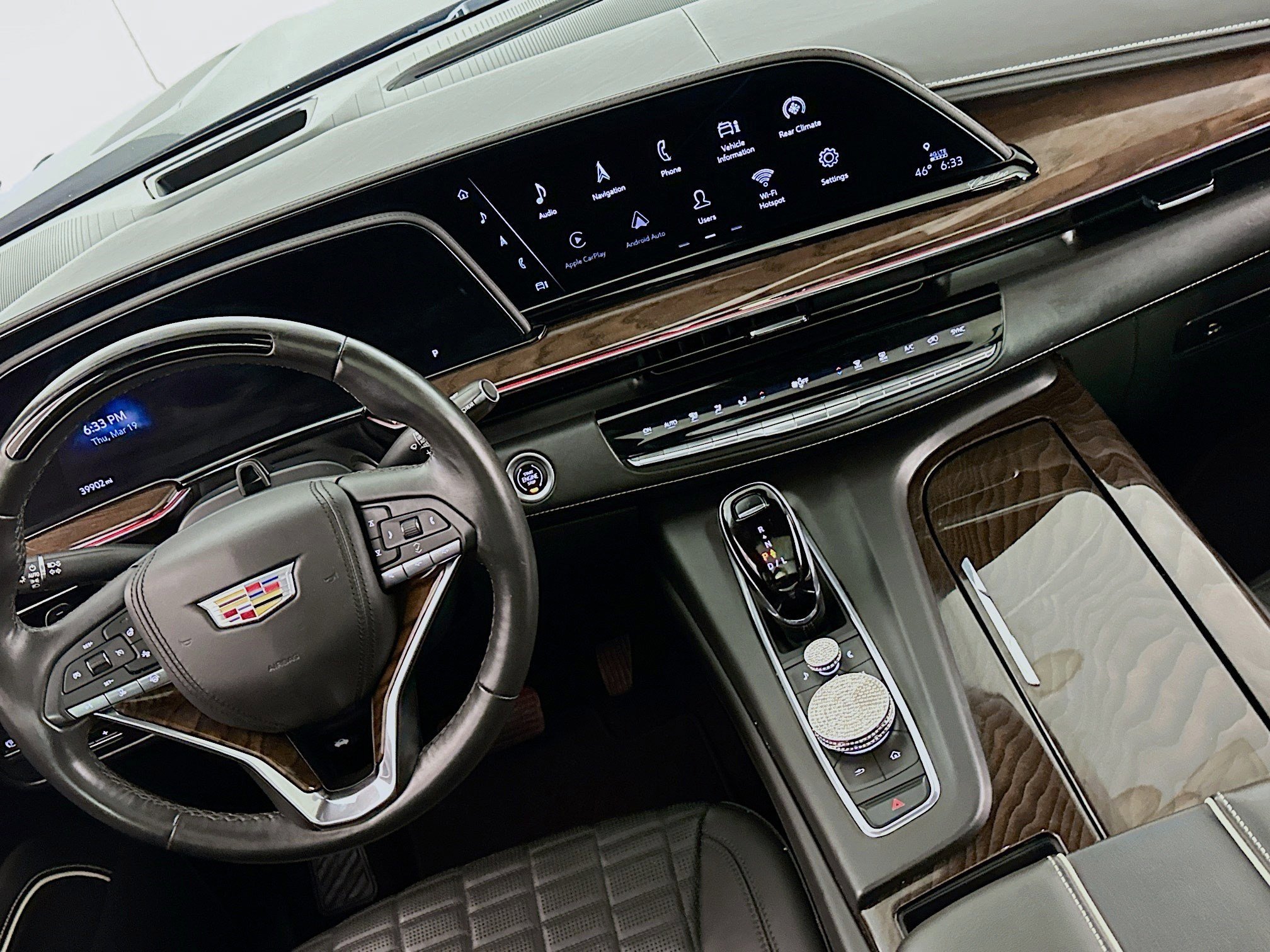 Used 2023 Cadillac Escalade Sport Platinum image 18