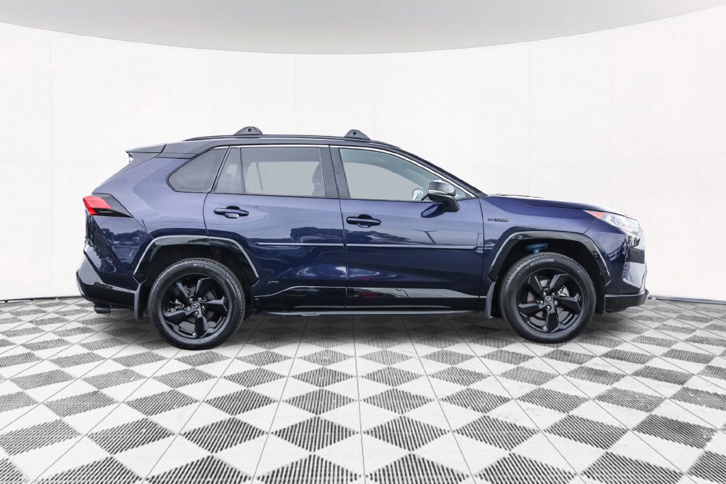 Used 2021 Toyota RAV4 XSE AWD/4WD image 14
