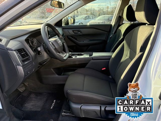 Certified 2025 Nissan Rogue S image 9