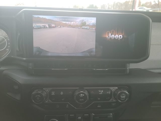 New 2026 Jeep Gladiator Sport AWD/4WD image 15