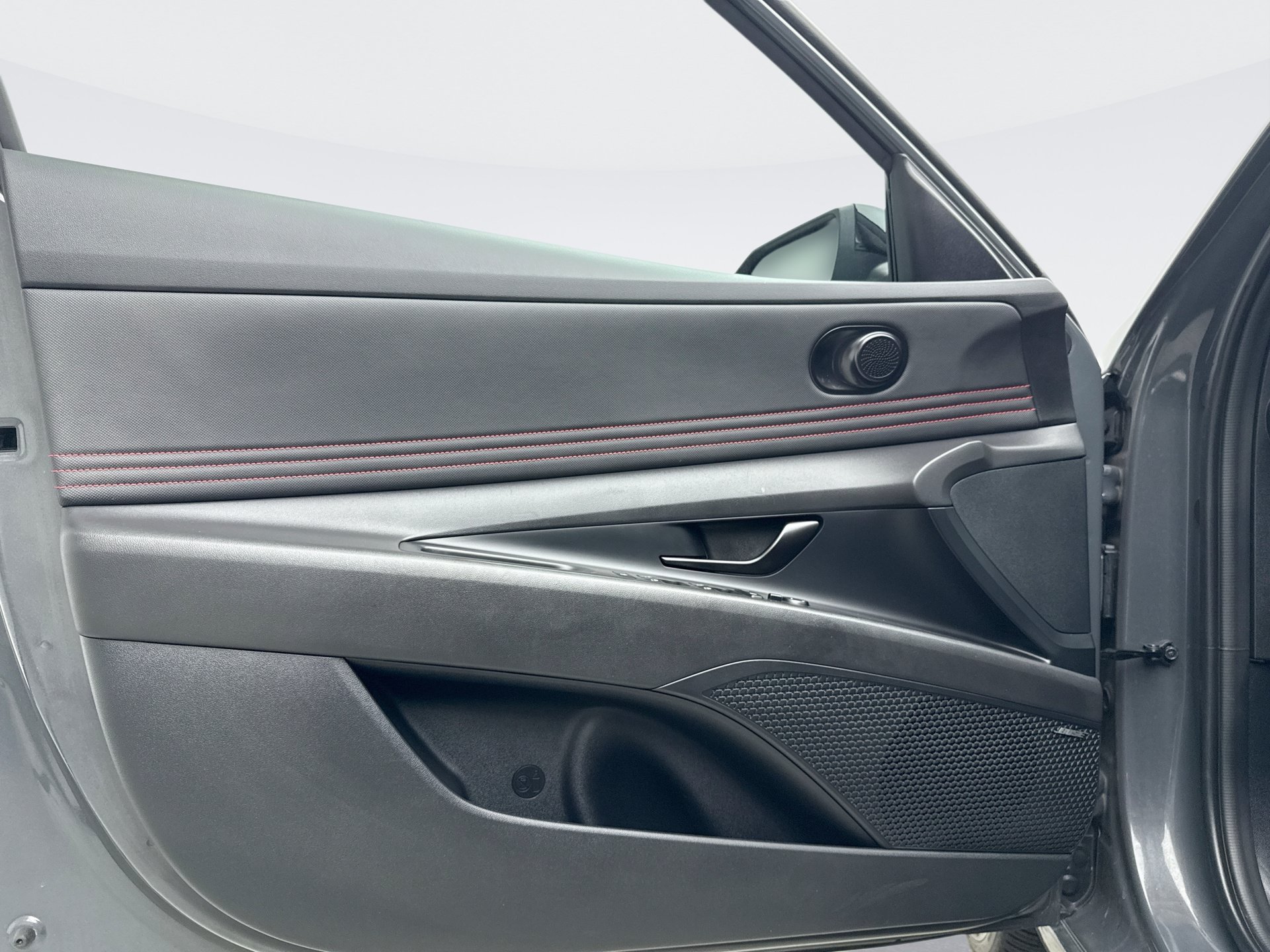 Used 2024 Hyundai Elantra N Line FWD image 9