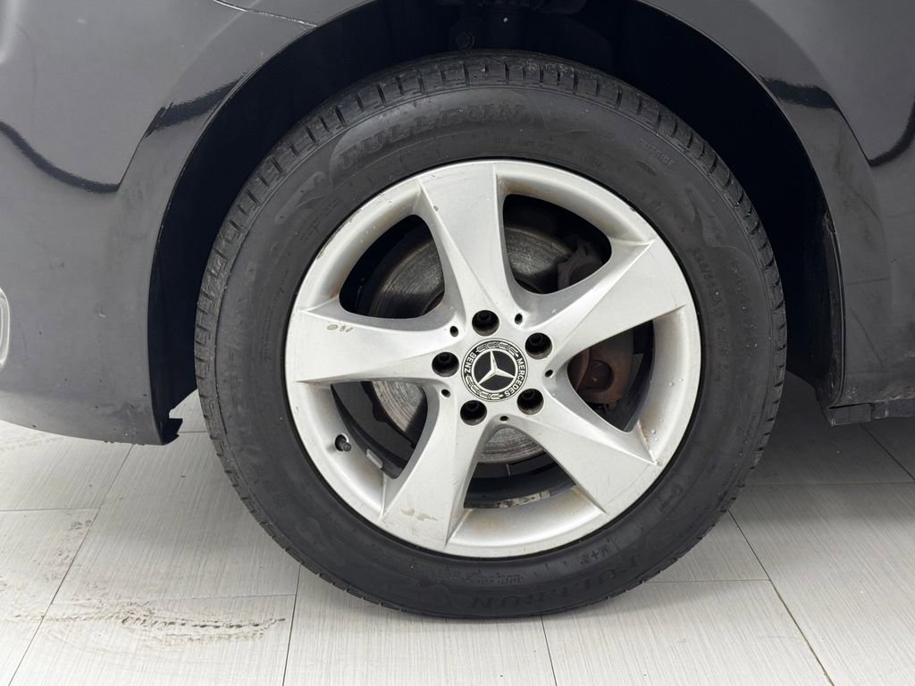 Used 2018 Mercedes-Benz Metris Passenger image 41