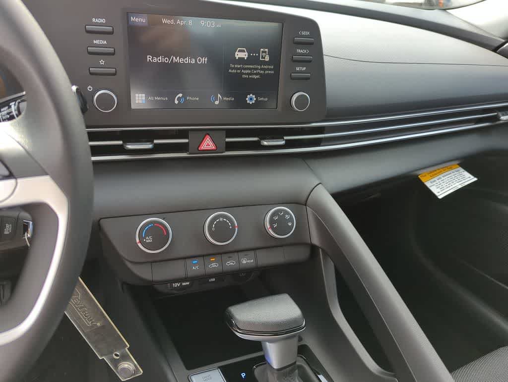 New 2026 Hyundai Elantra SE FWD image 28
