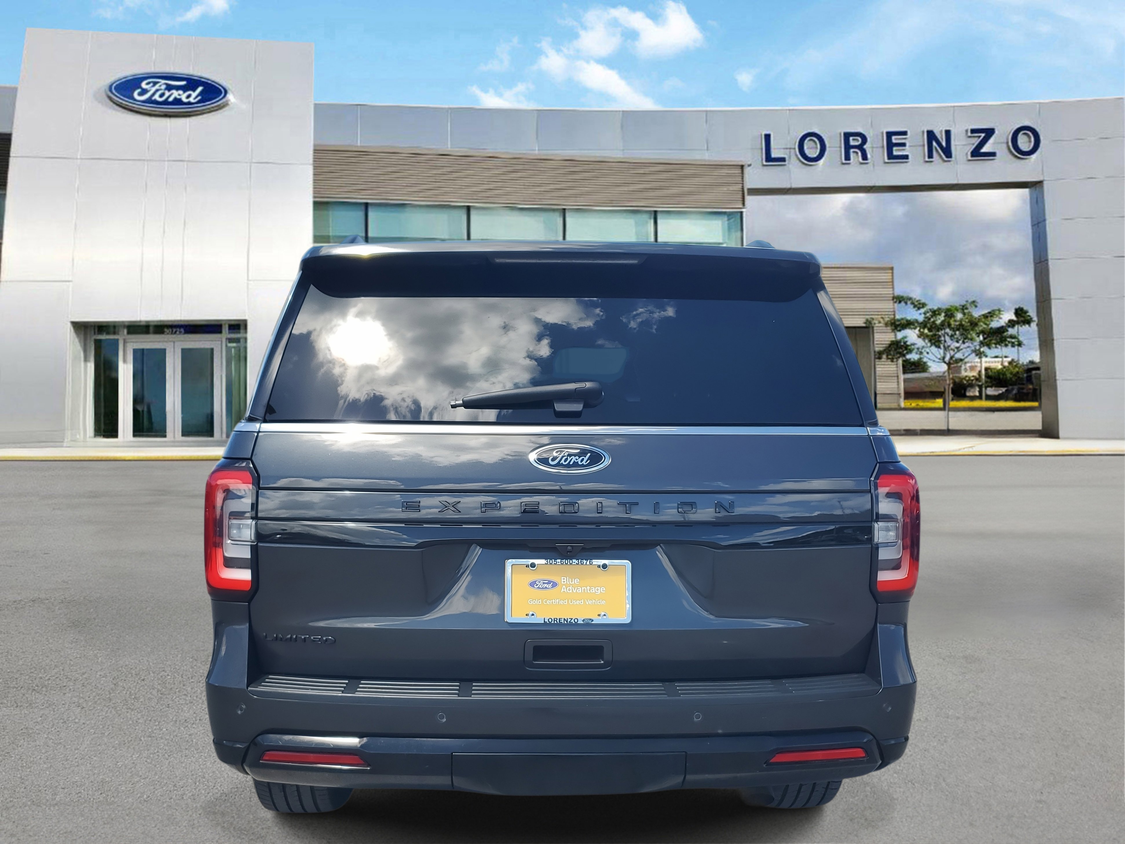 Certified 2023 Ford Expedition Limited image 6