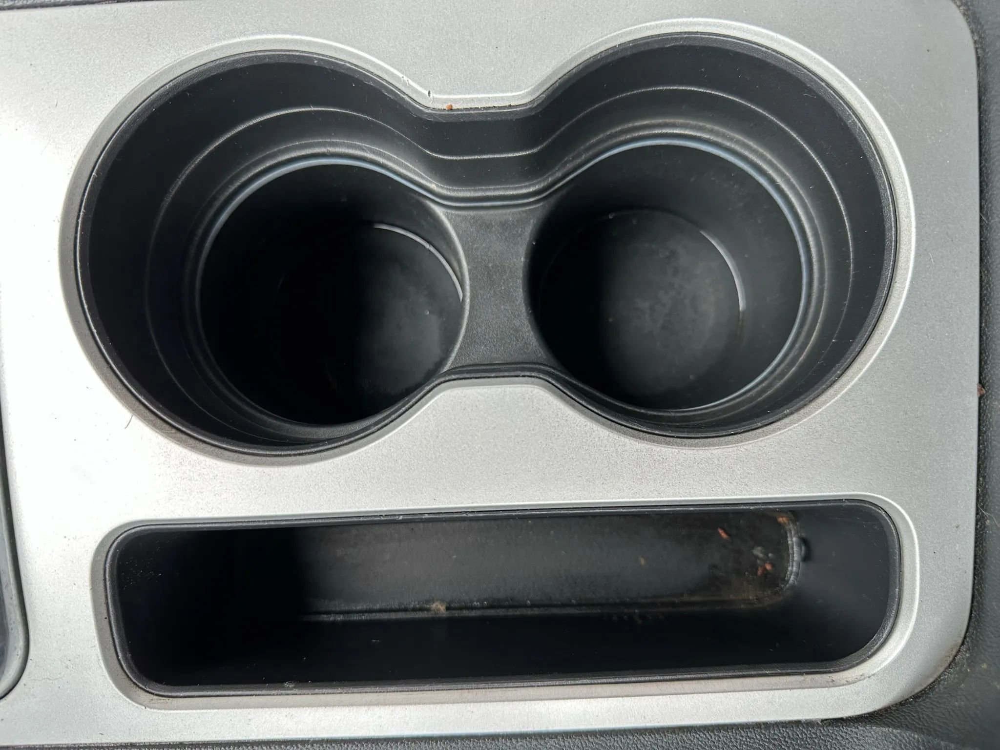 Used 2010 Dodge Challenger SE image 19