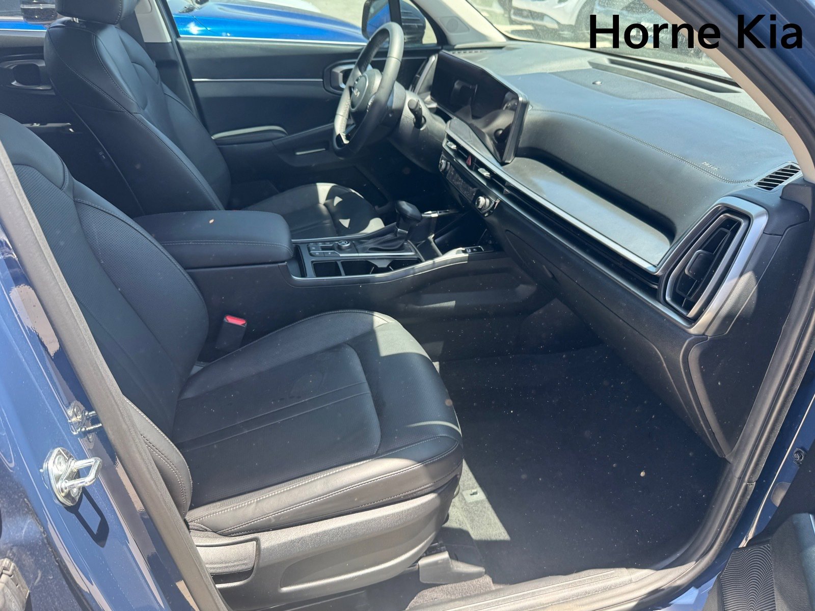 Certified 2025 Kia Sorento S w/ Panoramic Sunroof Package FWD image 24
