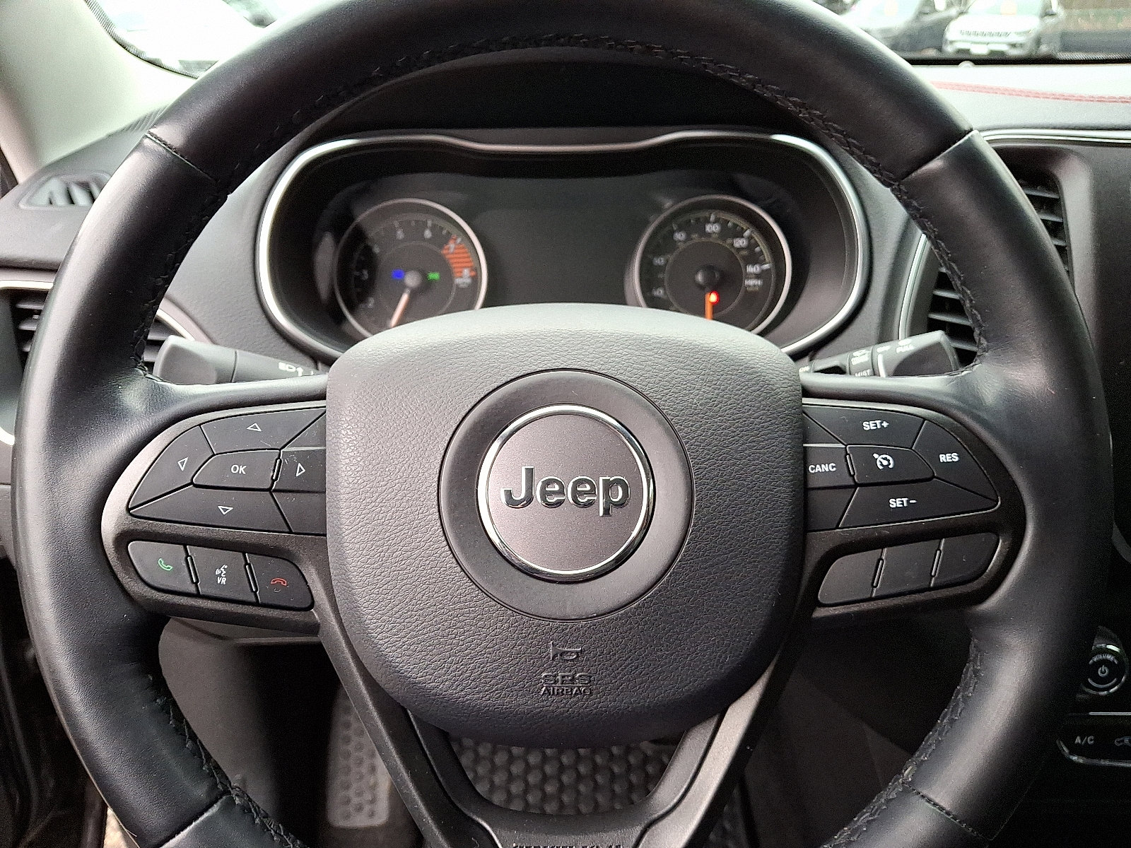 Certified 2020 Jeep Cherokee Trailhawk w/ Cold Weather Group AWD/4WD image 20