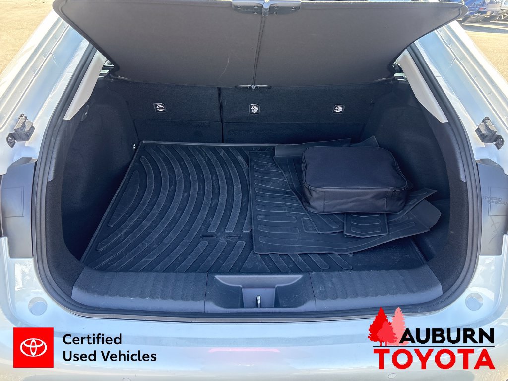 Certified 2026 Toyota Prius Plug-In Hybrid FWD image 20