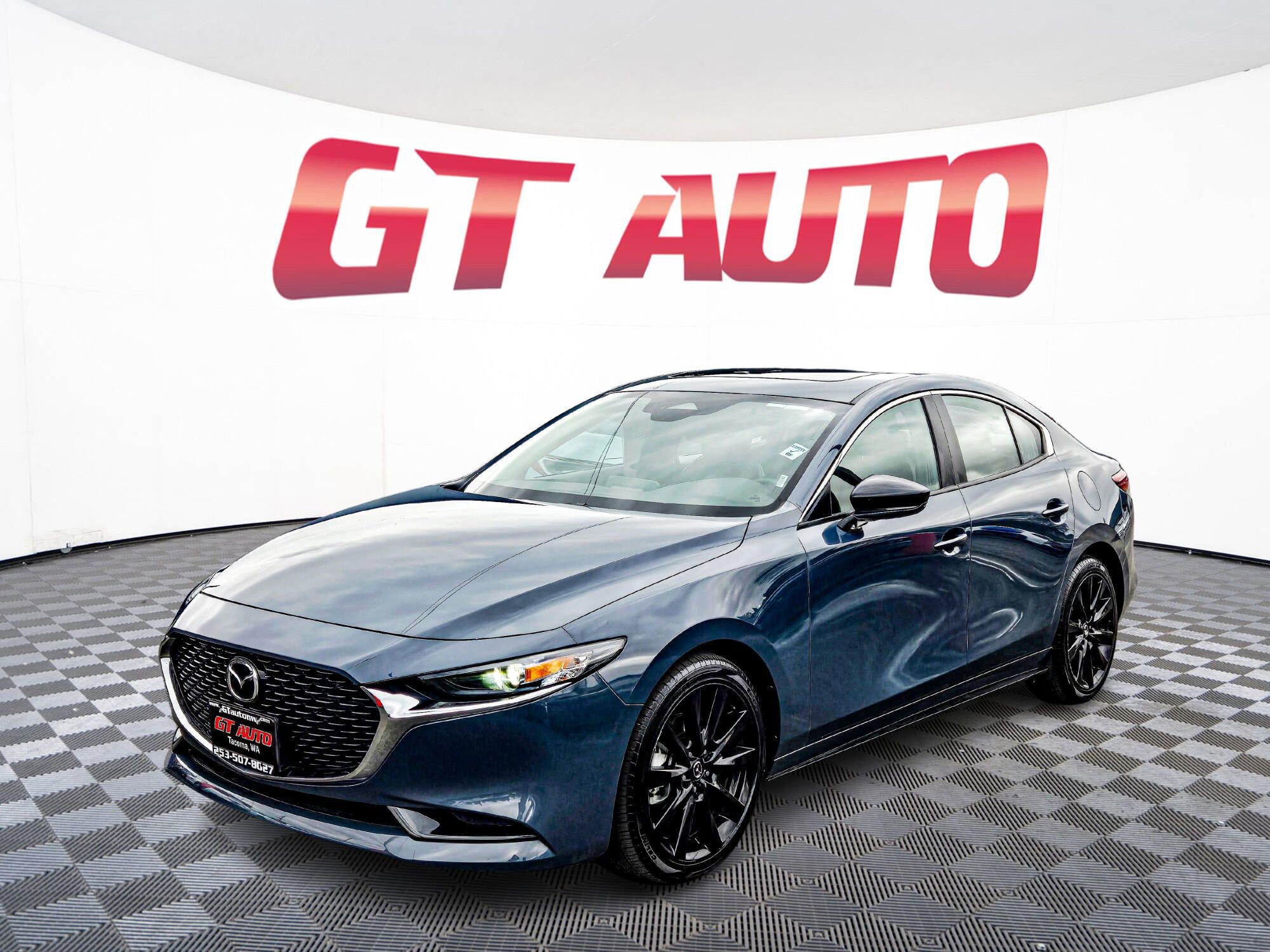 Used 2025 MAZDA MAZDA3 s image 3