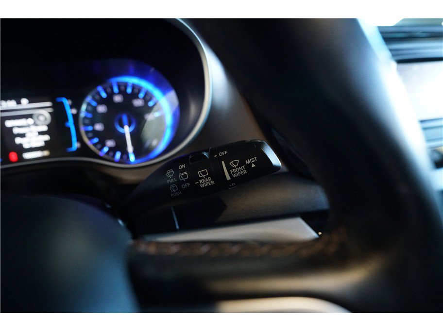 Used 2017 Chrysler Pacifica Touring-L image 26