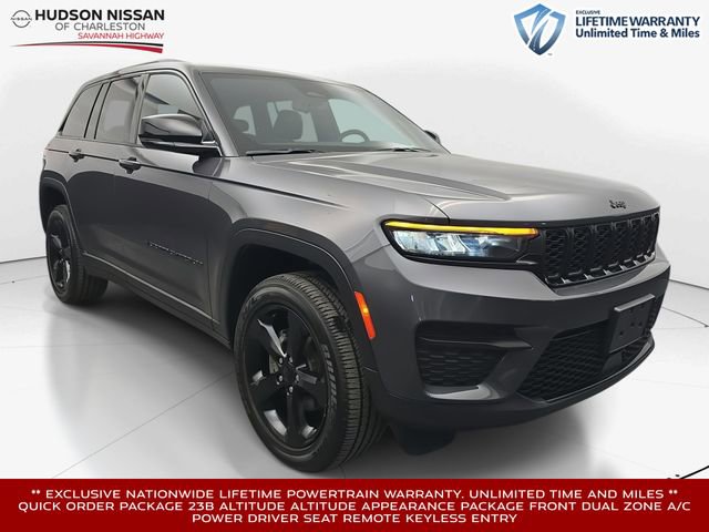 Used 2023 Jeep Grand Cherokee Altitude