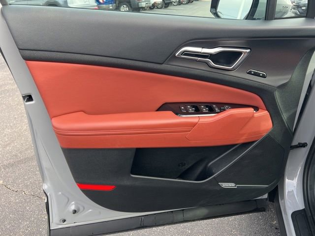 Certified 2023 Kia Sportage SX image 32