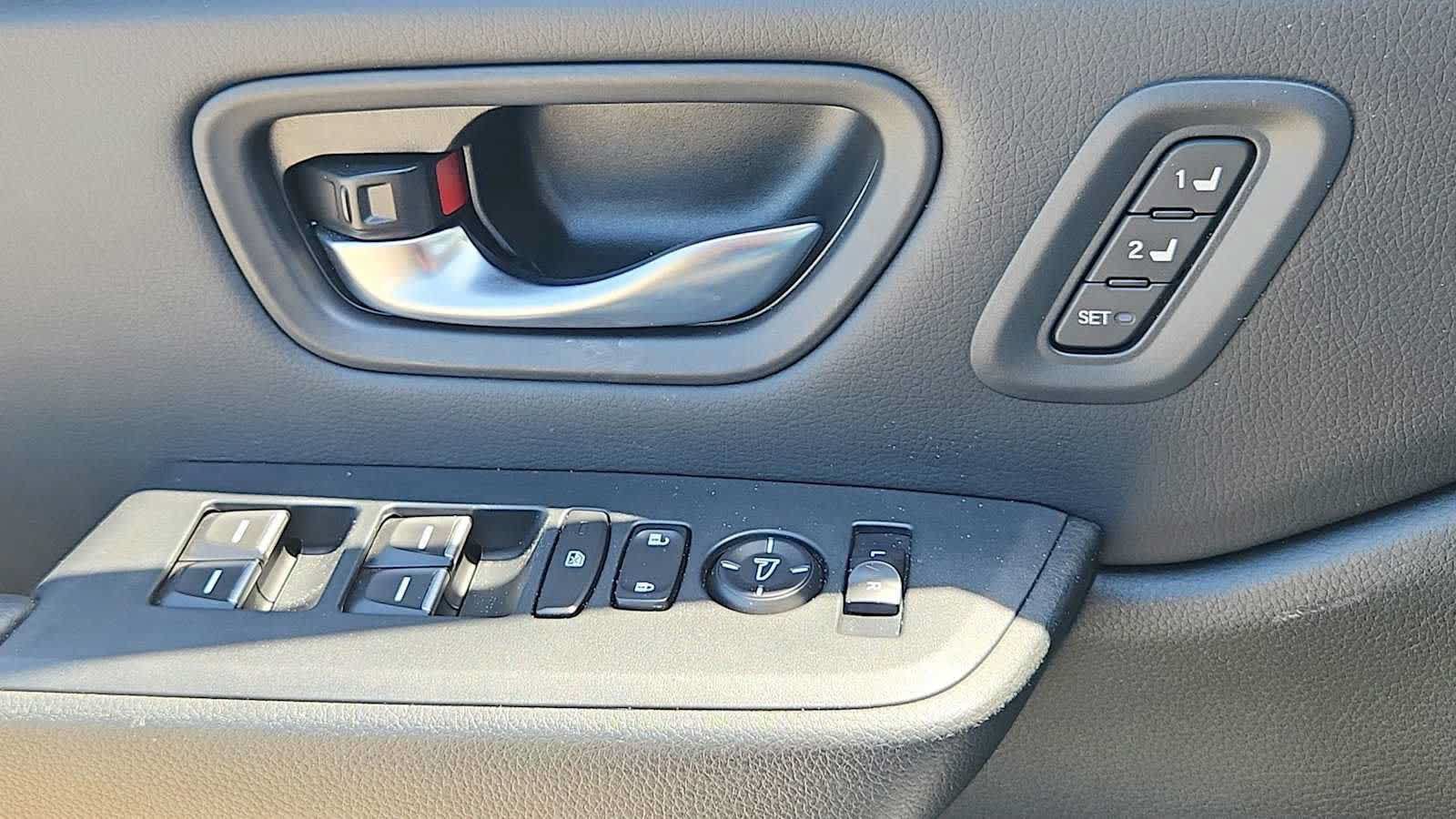Used 2023 Honda Pilot EX-L image 18