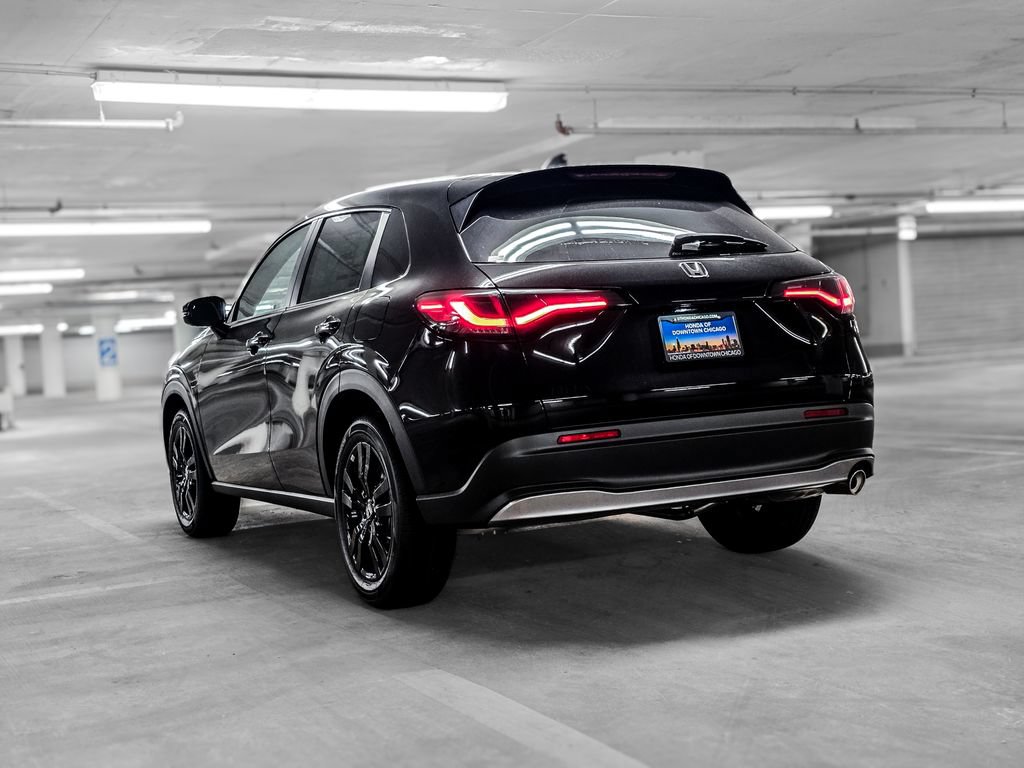 Used 2023 Honda HR-V Sport image 5