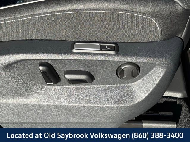 New 2025 Volkswagen Atlas Cross Sport SEL Premium R-Line image 27