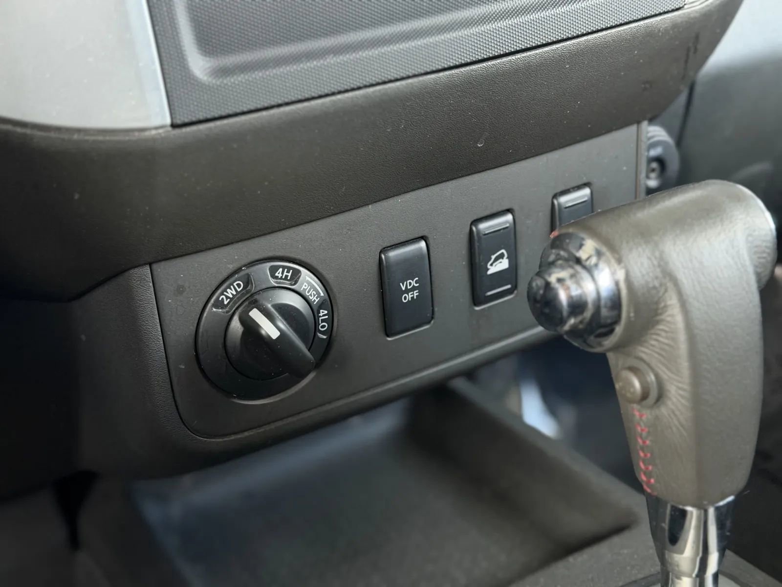 Used 2011 Nissan Xterra PRO-4X AWD/4WD image 27