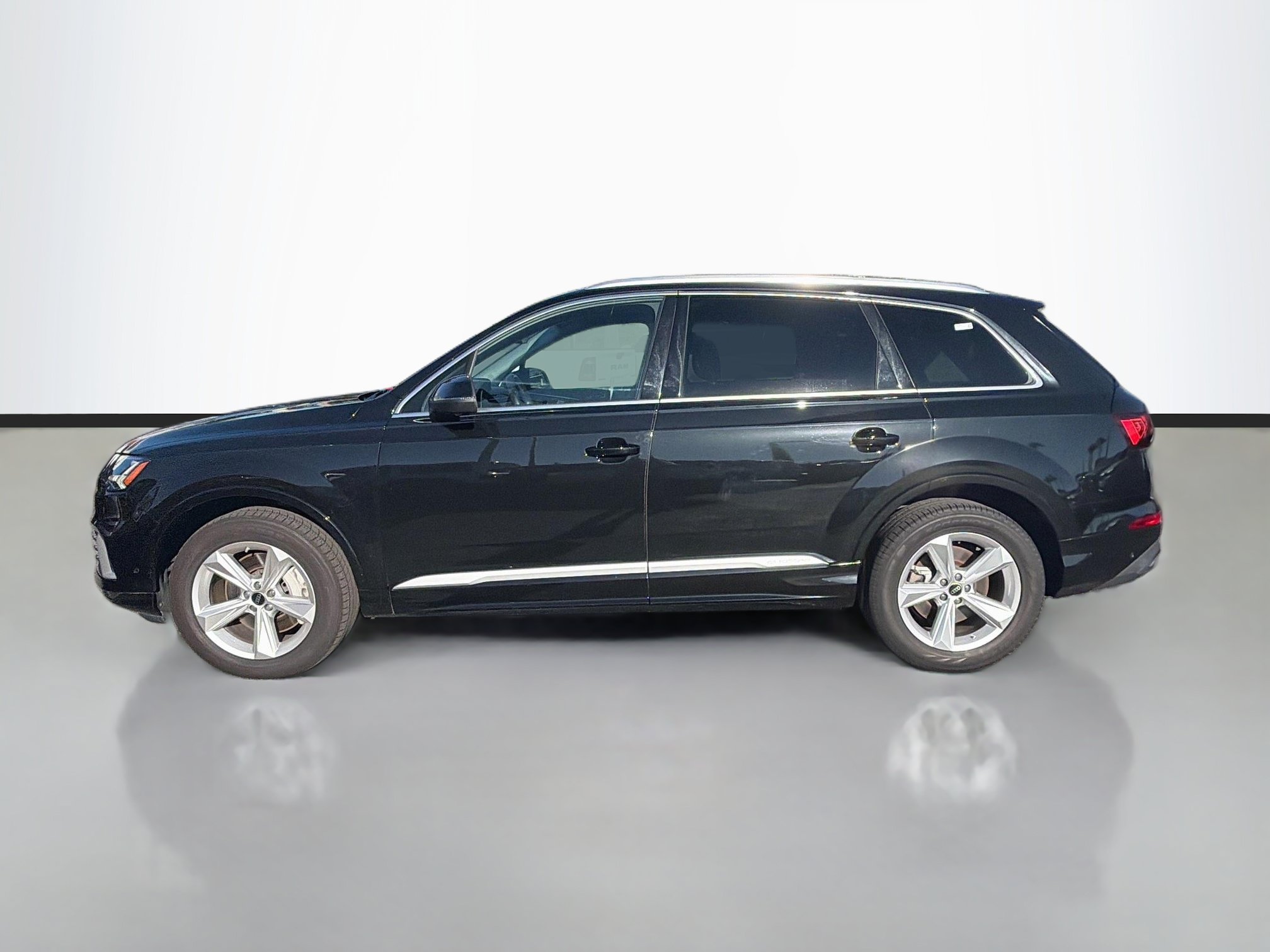 Used 2024 Audi Q7 2.0T Premium Plus AWD/4WD image 2
